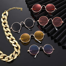 Load image into Gallery viewer, Sir Pounce's Chain and Glasses